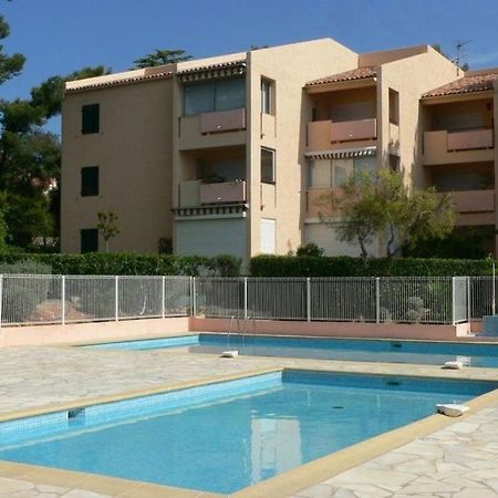 Studio Avec Piscines A 500M De La Plage Bandol Luaran gambar